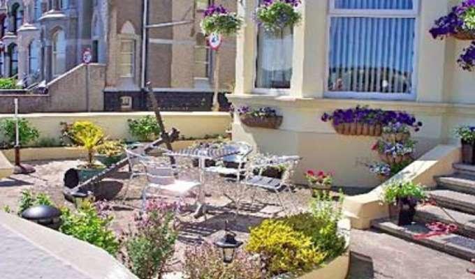 The Harbour Inn Larne Bagian luar foto